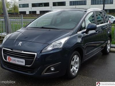 tweedehands Peugeot 5008 1.2 PureTech Style 5p.