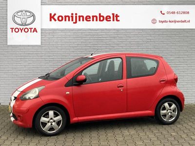 Rood Occasion 2008 Toyota Aygo Sport Hatchback | € 5.495