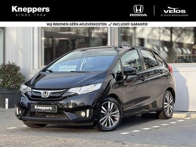 Zwart (parellak) Gebruikt 2016 Honda Jazz Elegance Hatchback | € 16.450 (Iets duurder)