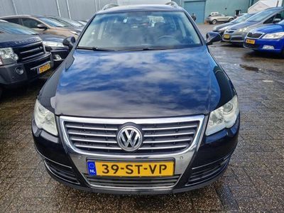 tweedehands VW Passat 2.0 benzine automaat rijd super