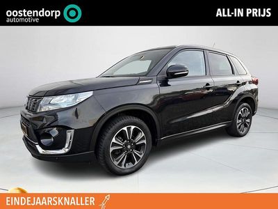 Zwart Gebruikt 2022 Suzuki Vitara Style SUV | € 25.950 (Eerlijke prijs)