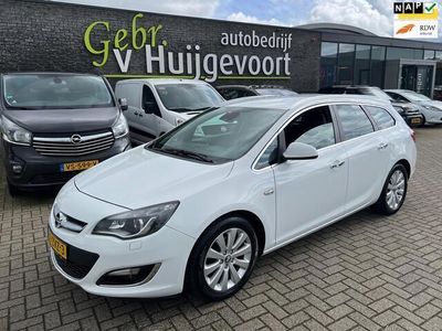 tweedehands Opel Astra Sports Tourer 1.7 CDTi S/S Cosmo