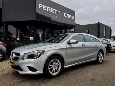 Grijs Gebruikt 2015 Mercedes CLA200 Shooting Brake Stationwagen | € 8.950