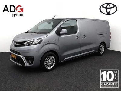 Zilver (metallic) Occasion 2023 Toyota Proace MPV | € 39.950 (Duur)