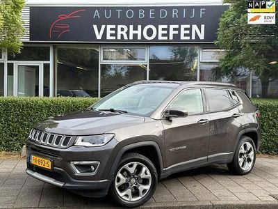Grijs Gebruikt 2017 Jeep Compass Opening Edition SUV | € 14.950 (Iets duurder)