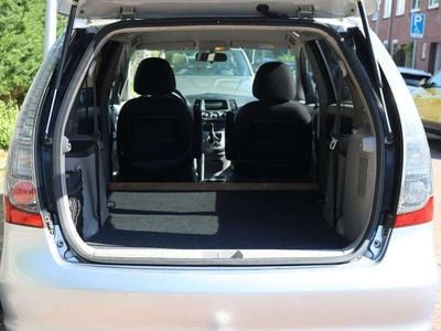 Mitsubishi Grandis