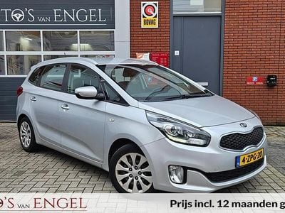 Grijs Gebruikt 2015 Kia Carens MPV | € 7.950 (Eerlijke prijs)