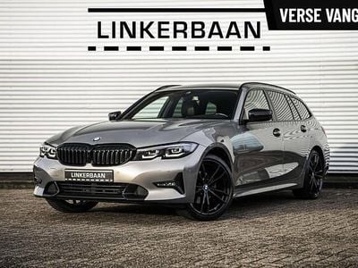 Grijs Gebruikt 2021 BMW 320 Sport Line Stationwagen | € 24.945 (Eerlijke prijs)