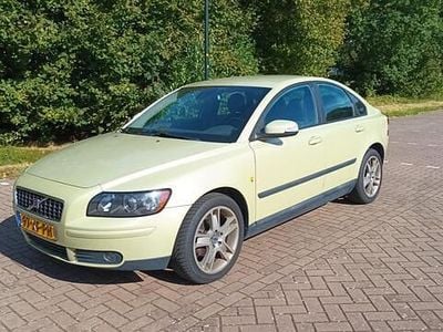 Volvo S40