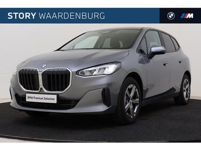 Grijs Gebruikt 2023 BMW 216 Comfort Edition Stationwagen | € 29.850