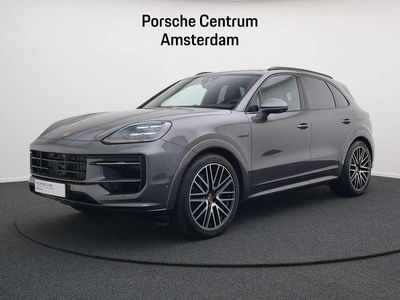 Grijs Occasion 2025 Porsche Cayenne SUV | € 144.950