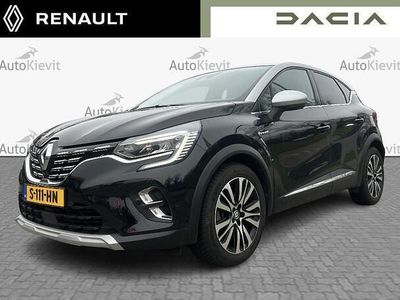 Zwart Gebruikt 2023 Renault Captur Iconic SUV | € 25.950 (Iets duurder)