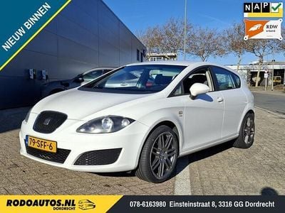 Wit Gebruikt 2011 Seat Leon Reference Hatchback | € 2.999 (Eerlijke prijs)