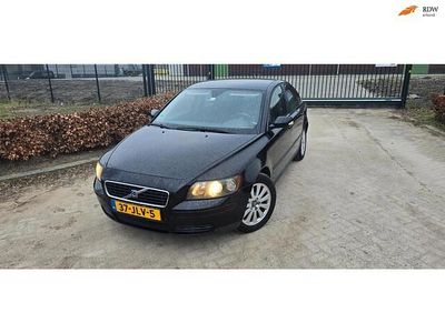 Occasion Volvo S40 Momentum 140 PK (102 kW) 2004 Zwart Sedan