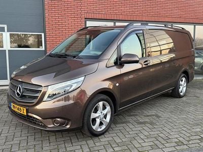 Bruin (metallic) Gebruikt 2016 Mercedes Vito Van | € 17.950 (Goede deal)