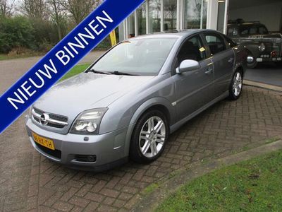 tweedehands Opel Vectra GTS 2.2-16V Elegance Kan direct mee! APK december 2023.