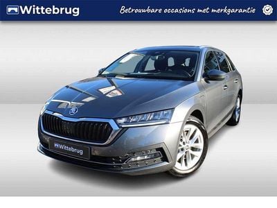 Grijs Occasion 2022 Skoda Octavia Style Stationwagen | € 25.950 (Eerlijke prijs)