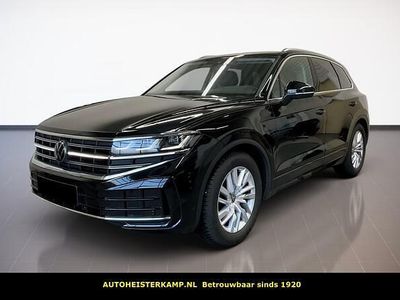 Zwart (metallic) Occasion 2025 VW Touareg Elegance SUV | € 66.950 (Duur)