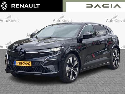 Zwart metallic Occasion 2025 Renault Megane E-Tech Komfort Hatchback | € 32.950 (Eerlijke prijs)
