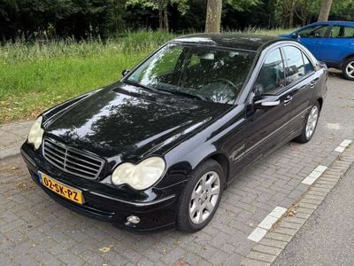 Mercedes C180