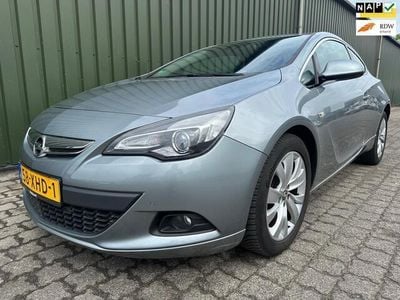 Opel Astra GTC