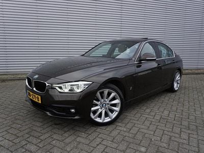 BMW 330e