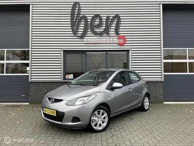 Grijs Occasion 2009 Mazda 2 Hatchback | € 3.950 (Eerlijke prijs)