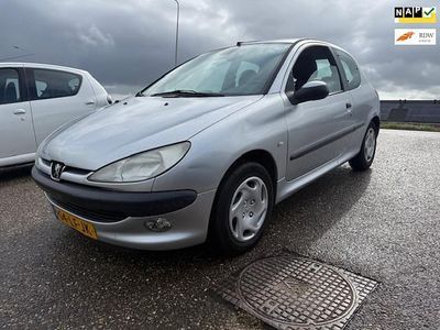 Occasion Peugeot 206 109 PK (80 kW) 2002 Grijs Hatchback