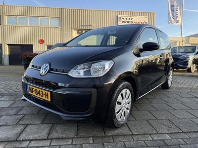 Zwart Occasion 2017 VW up! move up! Hatchback | € 6.499 (Eerlijke prijs)