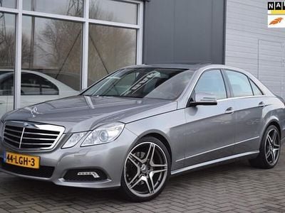 Grijs Gebruikt 2010 Mercedes E350 Avantgarde Sedan | € 9.999 (Super prijs)