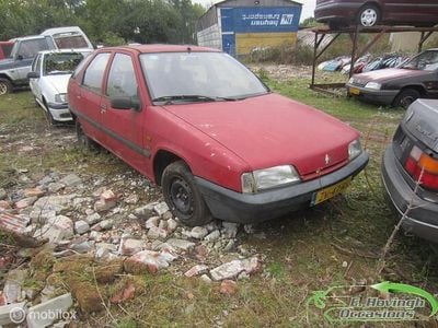 Rood Occasion 1991 Citroën ZX Hatchback | € 550