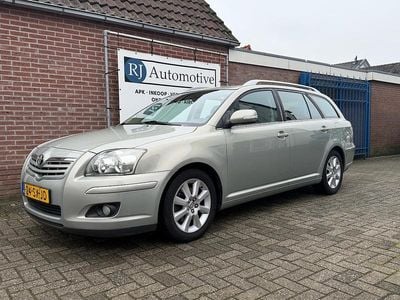 Groen Occasion 2006 Toyota Avensis Luna Stationwagen | € 2.950 (Eerlijke prijs)