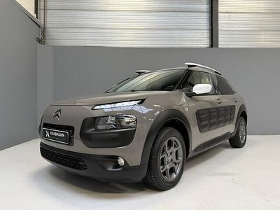 Bruin Gebruikt 2017 Citroën C4 PureTech SUV | € 10.999 (Eerlijke prijs)