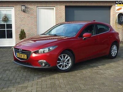 Rood (metallic) Occasion 2014 Mazda 3 Hatchback | € 9.950