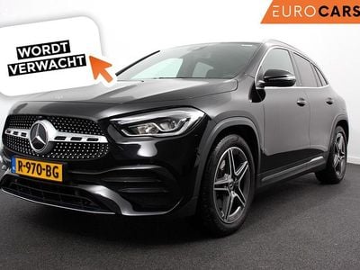 Zwart Gebruikt 2020 Mercedes GLA200 AMG line SUV | € 31.940 (Goede deal)