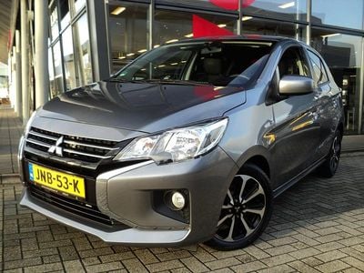 Grijs (metallic) Gebruikt 2023 Mitsubishi Space Star Edition Hatchback | € 18.845