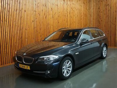 Grijs Occasion 2012 BMW 520 Executive Stationwagen | € 8.900 (Duur)