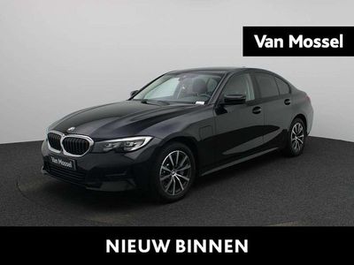BMW 330e