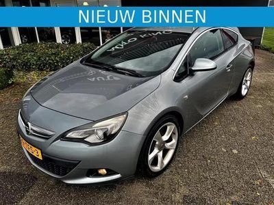 tweedehands Opel Astra GTC 1.4 T GTC SPORT 140 PK/1E EIG ECC/NAV/CR/PDC/LEDER