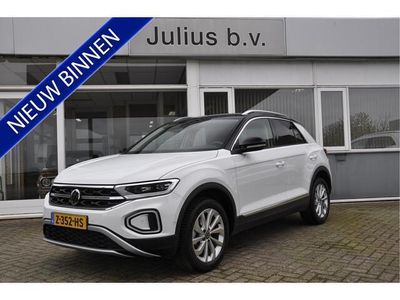 tweedehands VW T-Roc 1.5TSI/150PK Life DSG Led Nav Trekh Massage Stoelen Fabrieksgar tot 20-06-2027 of 100.000 km