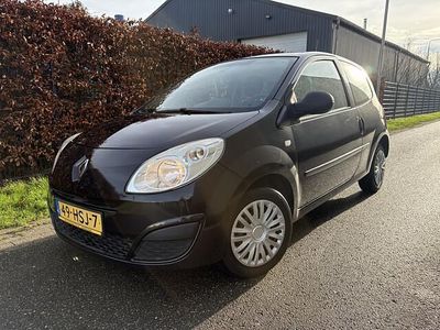 Zwart Gebruikt 2009 Renault Twingo Authentique Hatchback | € 1.675 (Eerlijke prijs)