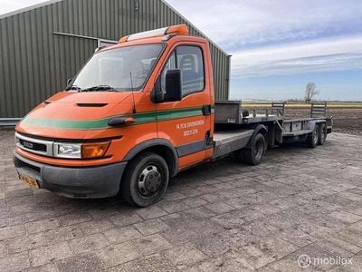 Zwart Gebruikt 2004 Iveco Daily Stationwagen | € 7.950 (Eerlijke prijs)