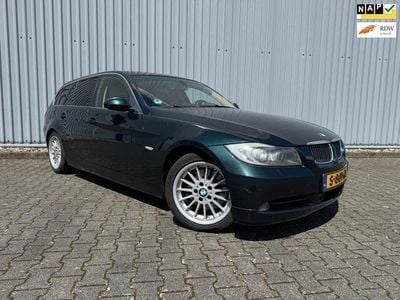 BMW 325