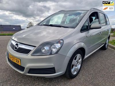 tweedehands Opel Zafira 1.8 Executive/2 e eigenaar/dealer onderhoud/nap/apk6-2025/airco ijs/trekhaak/inruil mog !!!