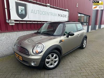 tweedehands Mini Cooper 1.6 Business Line // 155 DKM NAP // Pano.dak