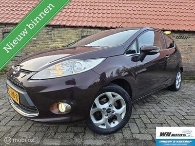 Occasion Ford Fiesta Titanium 97 PK (71 kW) 2009 Paars Hatchback