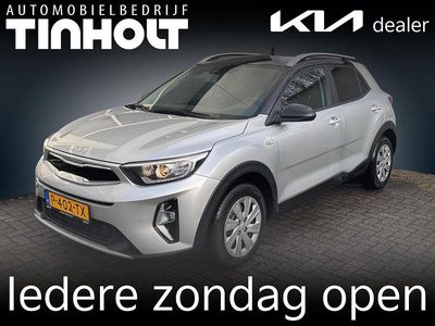 Grijs Occasion 2022 Kia Stonic SUV | € 18.950 (Eerlijke prijs)