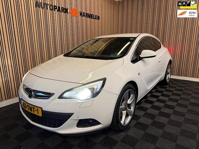 Wit Occasion 2012 Opel Astra Sport Hatchback | € 5.850 (Eerlijke prijs)