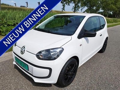 Wit Gebruikt 2013 VW up! move up! Hatchback | € 6.499 (Eerlijke prijs)