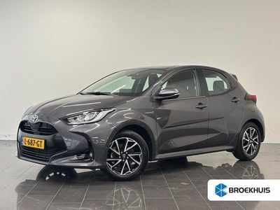 Grijs Gebruikt 2021 Toyota Yaris Premium Hatchback | € 21.800 (Goede deal)